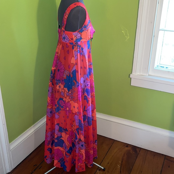 vintage 60s Olga psychedelic flowered gown - Picture 4 of 9